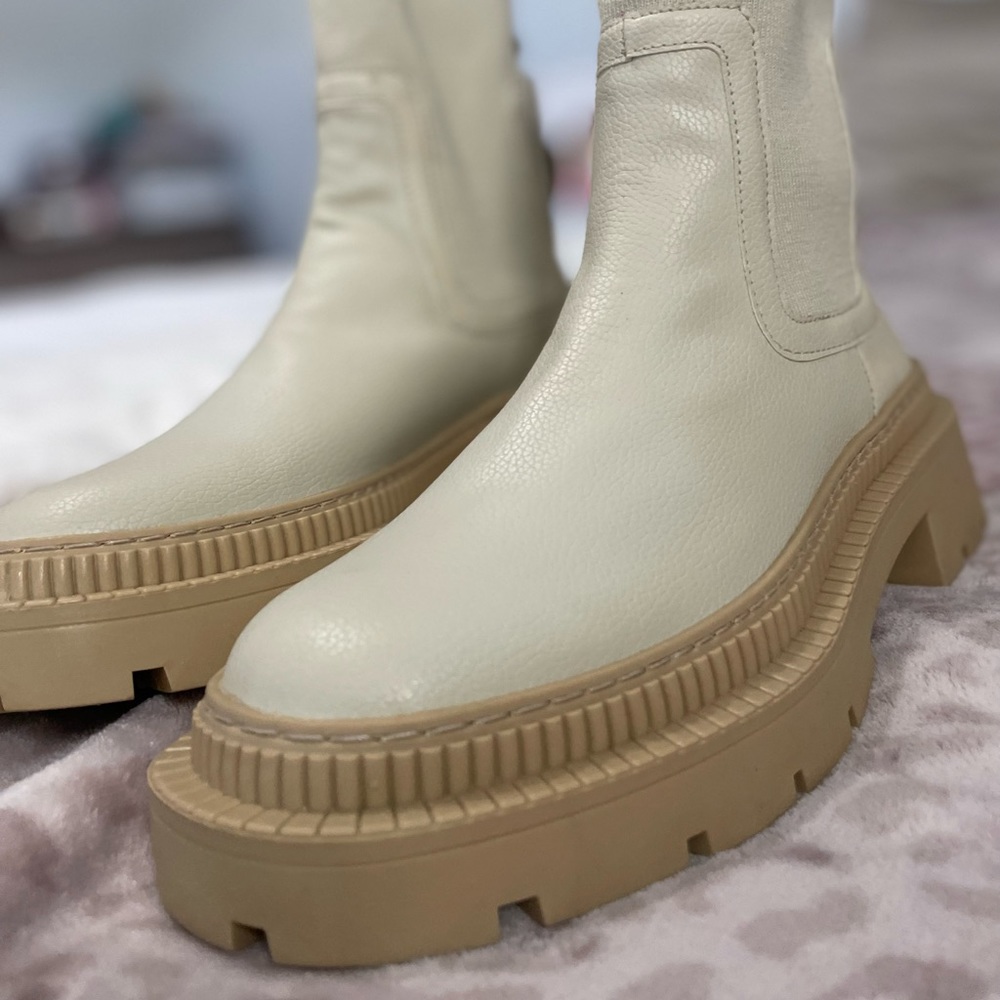 MNG boots 👢